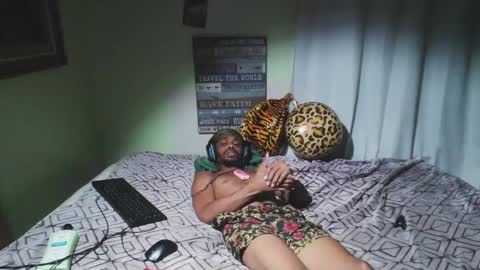 romeotyn online show from October 3, 2:27 am