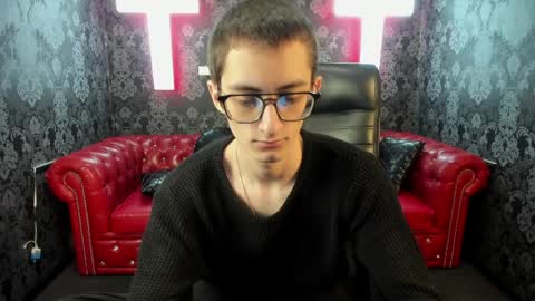 ronbevs online show from April 5, 7:32 pm