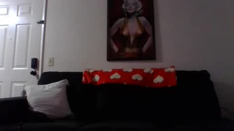 ronin20261974 online show from May 24, 7:58 am