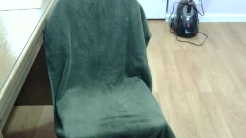 ross96180 online show from February 9, 3:12 pm