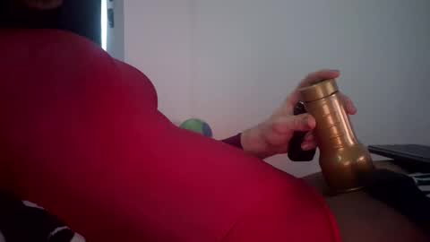 Snapshot of roxi6969 chatting on February 16, 2:00 am Power play online show from February 16, 2:00 am