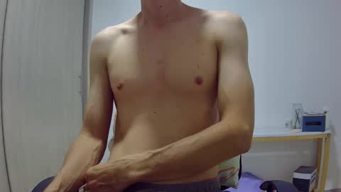 Roy online show from January 11, 11:41 pm