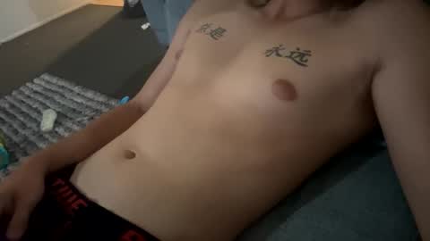 Snapshot of rubbzzy2 chatting on October 11, 1:26 pm rubbzzy2 online show from October 11, 1:26 pm