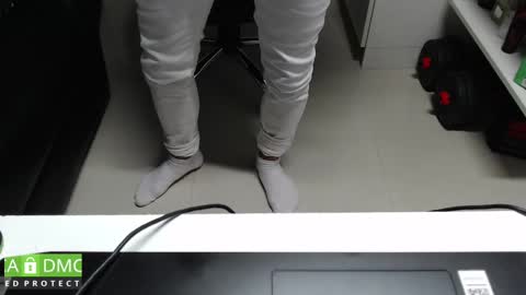 MillionDollarGuy online show from February 14, 4:52 pm