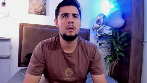    online show from March 10, 12:22 pm