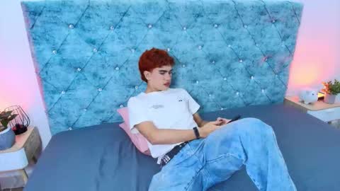 R Y A N   ON   F I R E online show from February 21, 1:56 pm