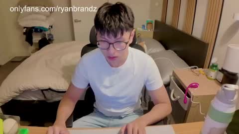 Ryan Brandz online show from January 21, 3:27 am