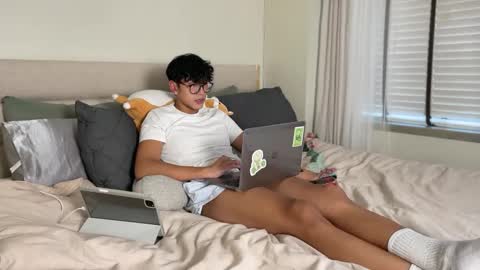 Ryan Brandz online show from September 13, 1:39 am