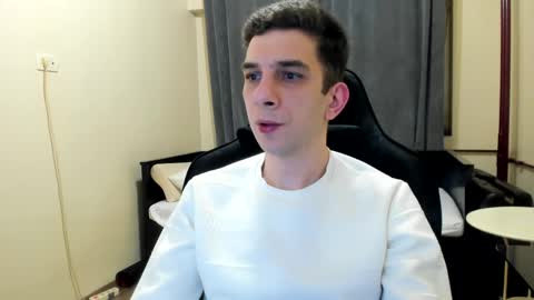 Andrew C. online show from April 5, 8:49 pm