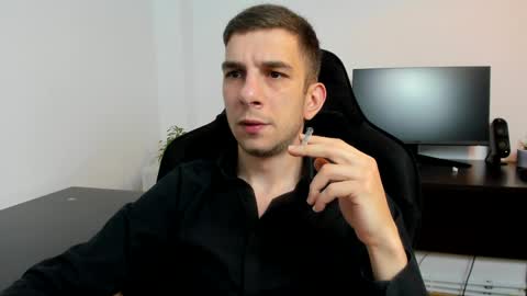 Andrew C. online show from May 31, 8:32 pm