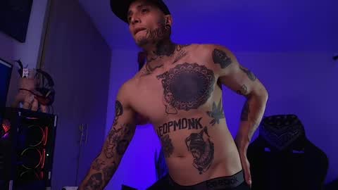 leopmonk help me reach 100 thumbs up online show from April 15, 1:49 am