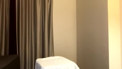 s4funuk2026 online show from January 12, 9:30 pm