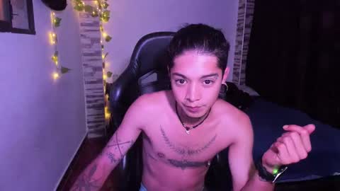 Snapshot of saad__man chatting on October 21, 2:25 am Danny online show from October 21, 2:25 am