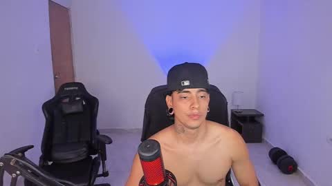 saenz_hotx online show from November 21, 1:15 am