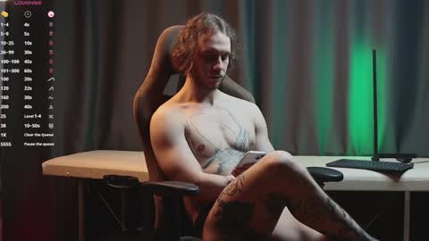 Adam online show from February 4, 4:29 pm