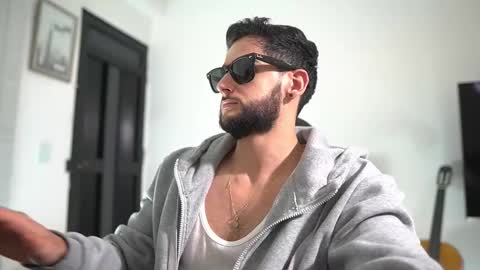 saimon  online show from December 15, 11:24 pm