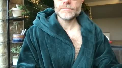 saint009 online show from March 29, 7:08 am