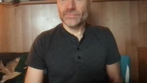 saint009 online show from January 31, 9:48 am