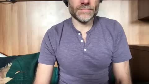 saint009 online show from February 14, 1:29 pm