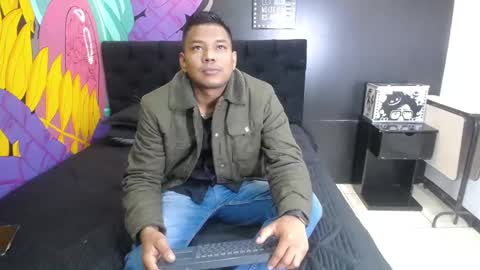 Saipadpuer30 online show from January 18, 3:57 am