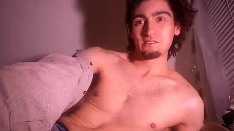 salmonman1305 online show from March 4, 2:49 am