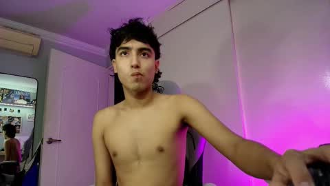 Snapshot of salvatore_montt chatting on September 15, 1:30 am salvatore_montt online show from September 15, 1:30 am