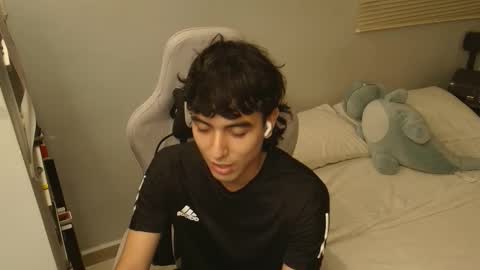 Snapshot of salvatore_montt chatting on October 14, 3:35 am salvatore_montt online show from October 14, 3:35 am