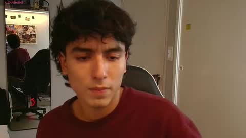 Snapshot of salvatore_montt chatting on March 12, 7:35 am salvatore_montt online show from March 12, 7:35 am