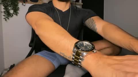 Sam Dornan online show from February 5, 11:34 pm