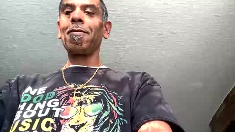 samegee online show from October 8, 3:27 pm