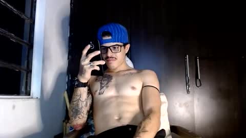 sammy model independiente online show from June 11, 12:32 am