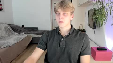 Sam online show from October 10, 9:58 am