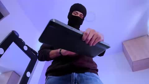   online show from September 10, 1:54 pm