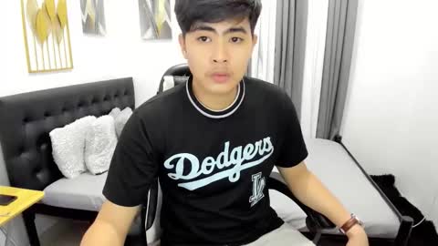 Sam online show from March 2, 9:27 am