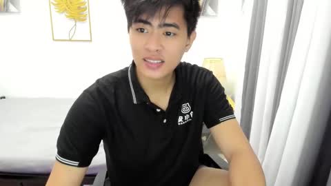 Sam online show from March 10, 10:02 pm