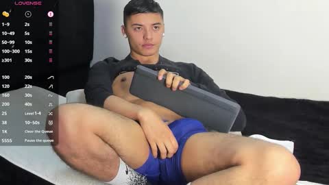 Samuel online show from November 9, 7:40 pm