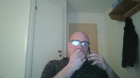 sandnesrune523 online show from January 15, 1:58 pm