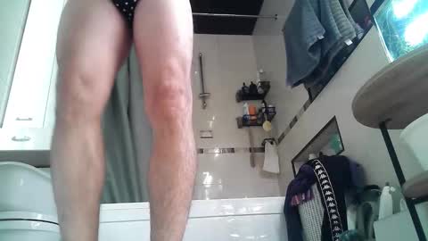 Snapshot of sanek7777 chatting on October 13, 12:33 pm sanek7777 online show from October 13, 12:33 pm