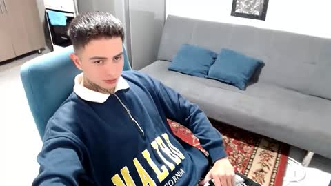 santi_ss online show from January 18, 1:29 am