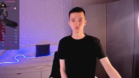 santiago__perez online show from December 4, 2:02 pm