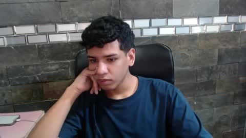 santi online show from November 20, 2:44 am