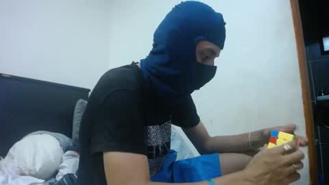 Snapshot of santiagoxxxtreme_ chatting on December 5, 7:05 am Santiago    online show from December 5, 7:05 am