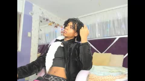 santy online show from January 18, 5:15 pm