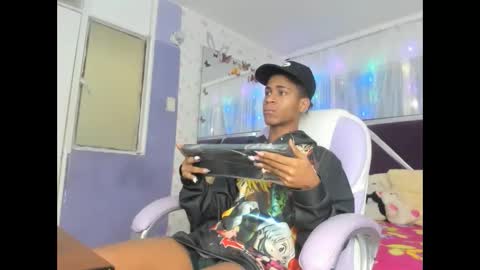 santy online show from November 21, 3:22 pm