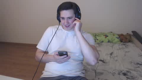 Snapshot of sasha_calvin chatting on October 23, 8:34 pm sasha_calvin online show from October 23, 8:34 pm
