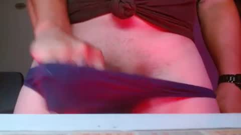 Snapshot of sbutter chatting on September 9, 11:14 pm sbutter online show from September 9, 11:14 pm