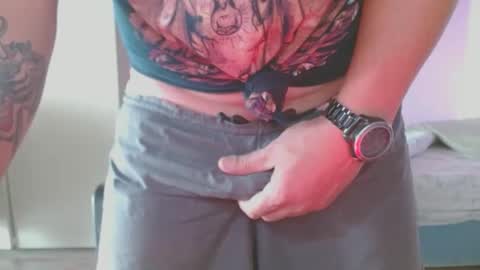 Snapshot of sbutter chatting on December 25, 1:41 pm sbutter online show from December 25, 1:41 pm