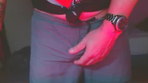 Snapshot of sbutter chatting on February 5, 12:20 am sbutter online show from February 5, 12:20 am