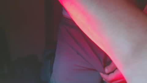 Snapshot of sbutter chatting on February 3, 6:49 pm sbutter online show from February 3, 6:49 pm