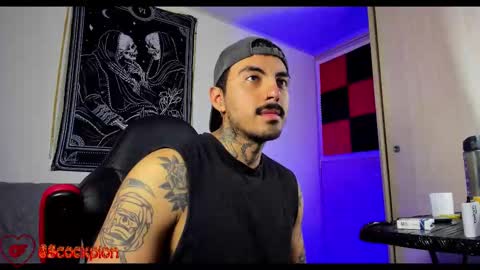 Alejandro help me to reach 200 thumps up online show from February 8, 7:36 am